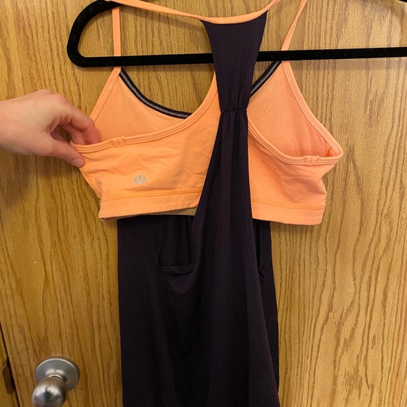 Lululemon tank top with built in sports bra - Picture 5 of 9